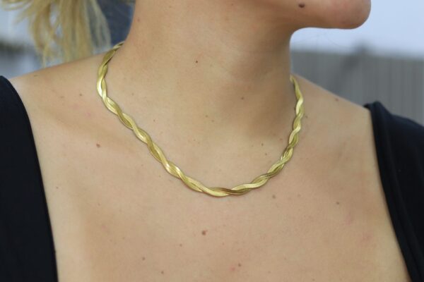 Collar Caroline