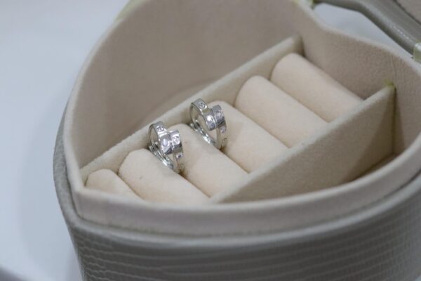 Aretes Kem
