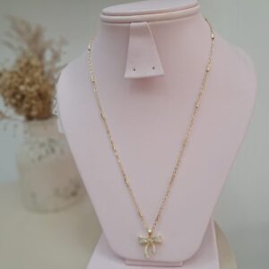 Collar Irina