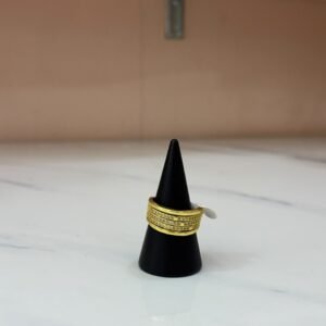 Anillo Amira