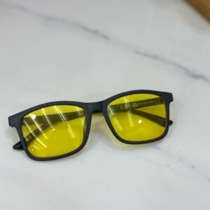 Gafas Cientosetentaycuatro